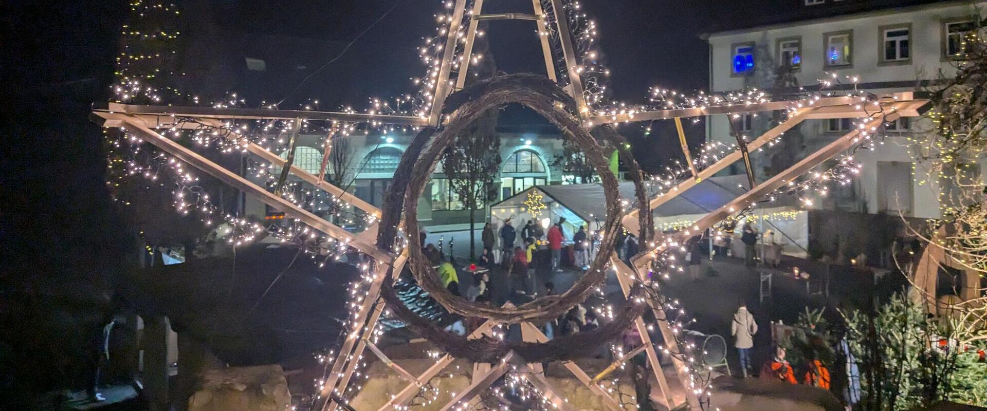 Erster Adventsmarkt auf dem Hellberg